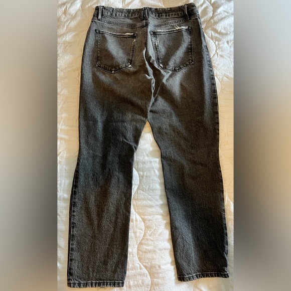 Like New Good American Jeans - Picture 4 of 6